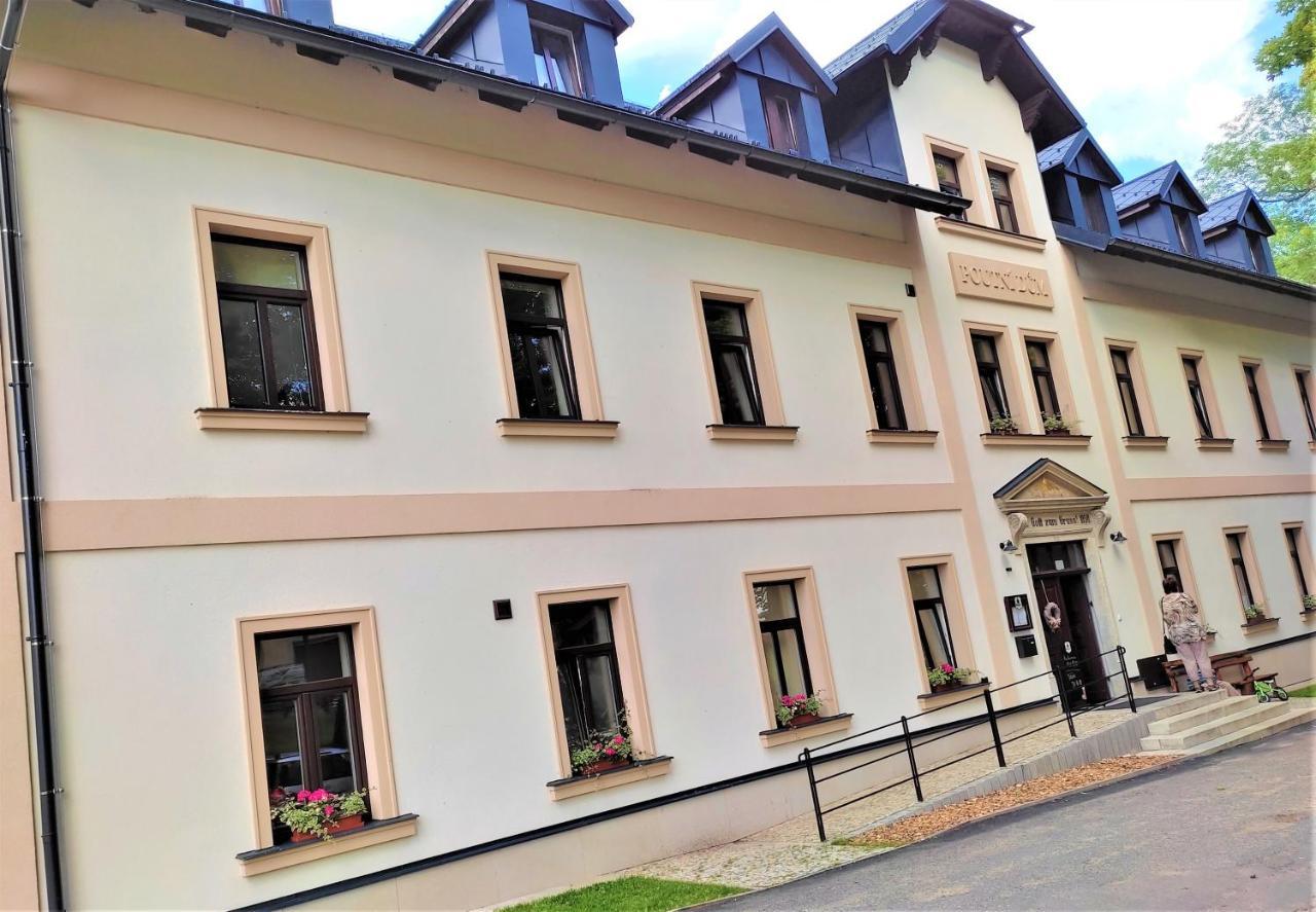 Hotel Poutni Dum Králíky Extérieur photo